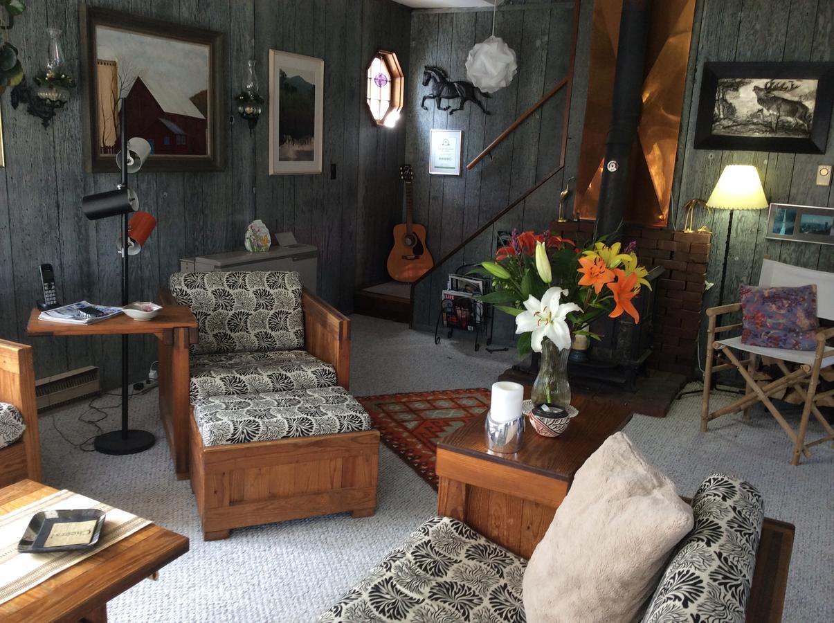 Firefly Bed & Breakfast Lincoln Екстериор снимка