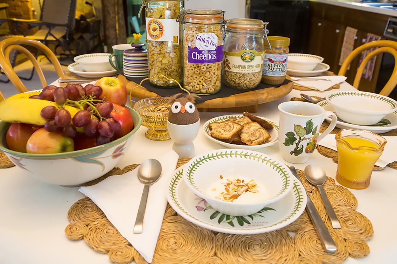 Firefly Bed & Breakfast Lincoln Екстериор снимка