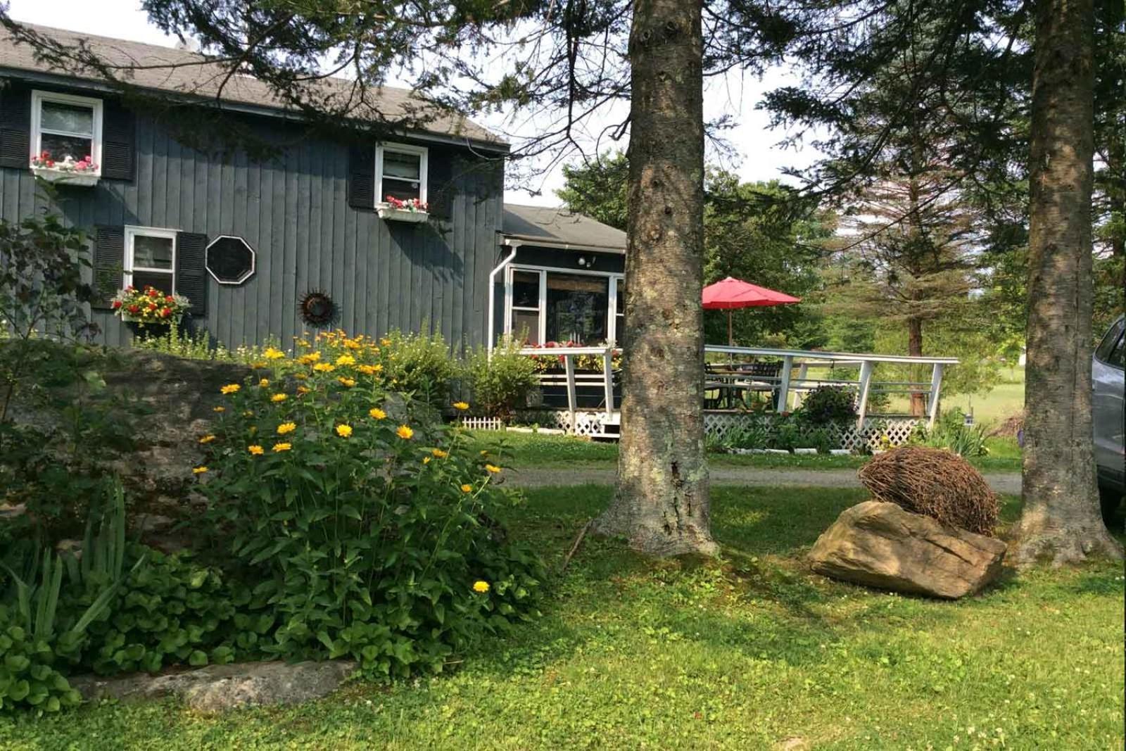 Firefly Bed & Breakfast Lincoln Екстериор снимка