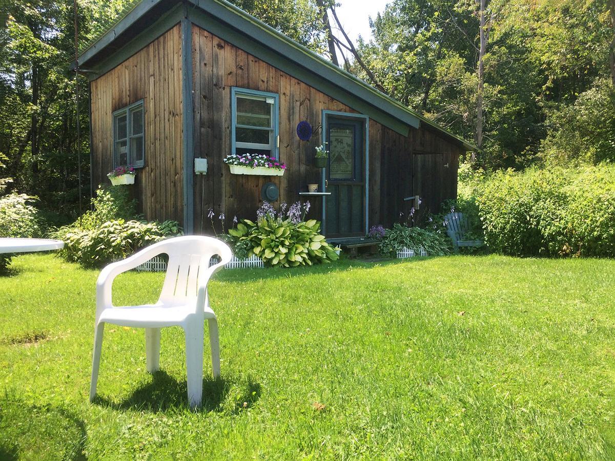 Firefly Bed & Breakfast Lincoln Екстериор снимка
