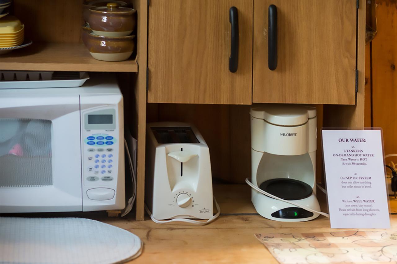 Firefly Bed & Breakfast Lincoln Екстериор снимка